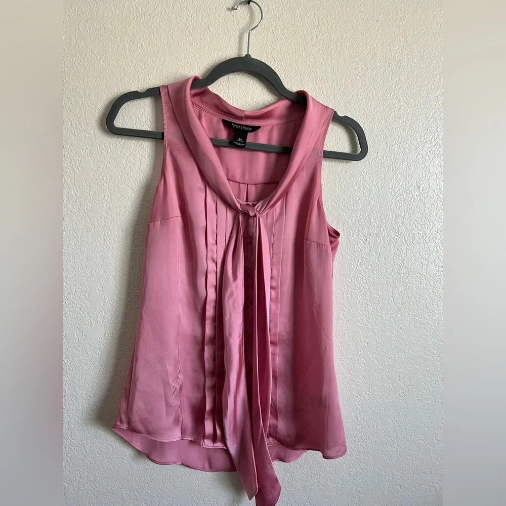 White House black market blusa rosada tank top blouse. Silky pink fabric size xs - Picture 2 of 4